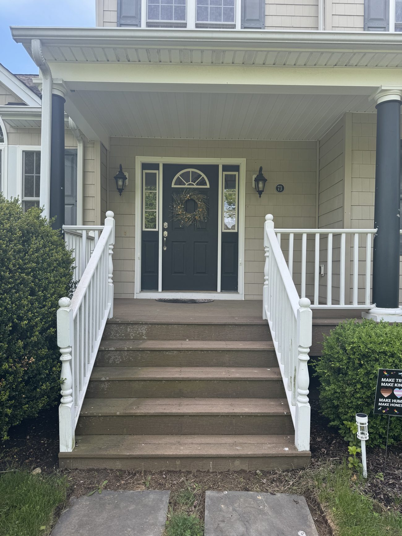 Front porch and entryway